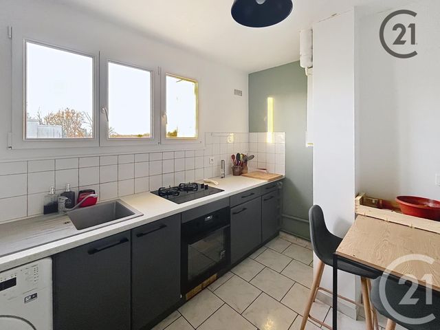 Appartement F4 à vendre - 4 pièces - 67.57 m2 - ST GEORGES SUR BAULCHE - 89 - BOURGOGNE - Century 21 Martinot Immobilier