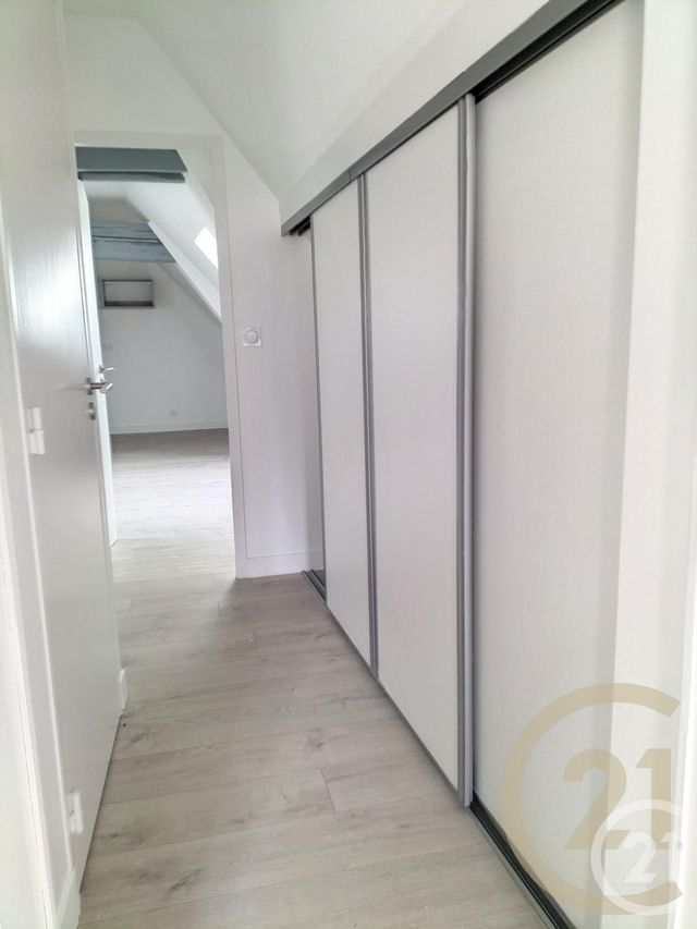 Appartement F2 à louer - 2 pièces - 42.34 m2 - AUXERRE - 89 - BOURGOGNE - Century 21 Martinot Immobilier