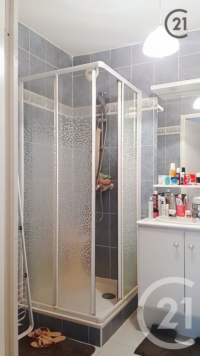 Appartement F2 à vendre - 2 pièces - 48.31 m2 - AUXERRE - 89 - BOURGOGNE - Century 21 Martinot Immobilier