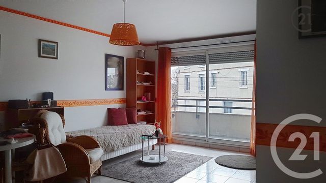 Appartement F2 à vendre - 2 pièces - 48.31 m2 - AUXERRE - 89 - BOURGOGNE - Century 21 Martinot Immobilier