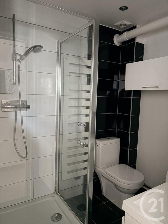 Appartement T3 à louer - 3 pièces - 47.78 m2 - AUXERRE - 89 - BOURGOGNE - Century 21 Martinot Immobilier