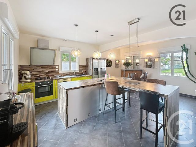 maison à vendre - 7 pièces - 222.34 m2 - CHARMOY - 89 - BOURGOGNE - Century 21 Martinot Immobilier