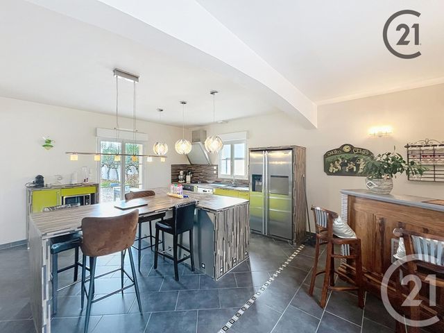 maison à vendre - 7 pièces - 222.34 m2 - CHARMOY - 89 - BOURGOGNE - Century 21 Martinot Immobilier