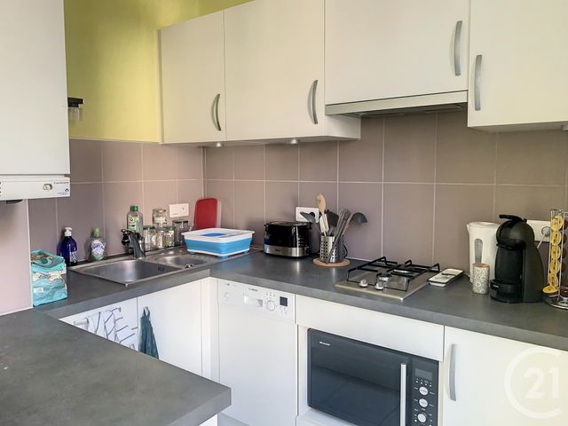 Appartement F1 à louer - 1 pièce - 25.34 m2 - AUXERRE - 89 - BOURGOGNE - Century 21 Martinot Immobilier