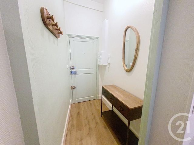 Appartement Studio à louer - 1 pièce - 25.94 m2 - AUXERRE - 89 - BOURGOGNE - Century 21 Martinot Immobilier