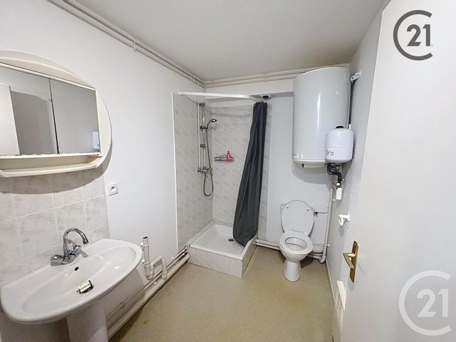 Appartement Studio à vendre - 1 pièce - 21.4 m2 - AUXERRE - 89 - BOURGOGNE - Century 21 Martinot Immobilier