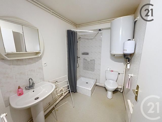 Appartement Studio à vendre - 1 pièce - 21.4 m2 - AUXERRE - 89 - BOURGOGNE - Century 21 Martinot Immobilier