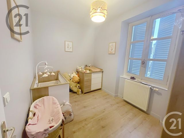 Appartement F3 à vendre - 3 pièces - 71.0 m2 - AUXERRE - 89 - BOURGOGNE - Century 21 Martinot Immobilier