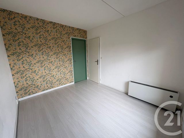 Appartement F3 à louer - 3 pièces - 50.0 m2 - ST GEORGES SUR BAULCHE - 89 - BOURGOGNE - Century 21 Martinot Immobilier