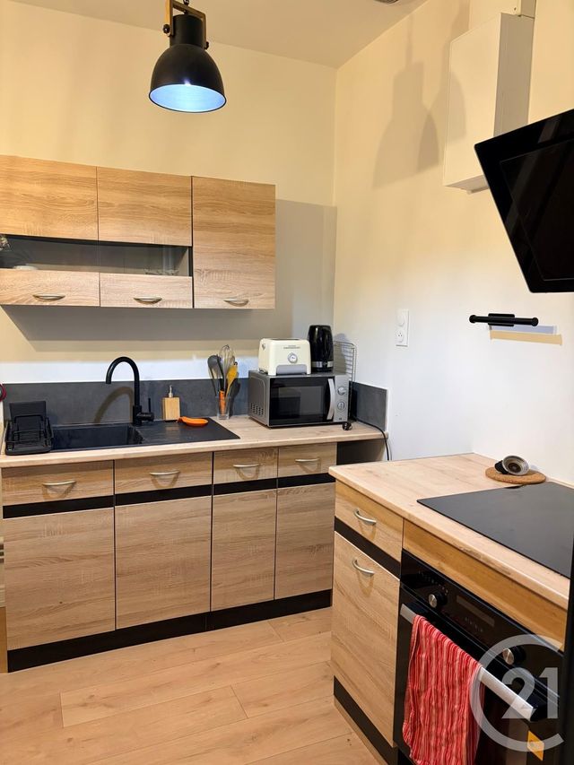 Appartement Studio à louer - 1 pièce - 15.61 m2 - AUXERRE - 89 - BOURGOGNE - Century 21 Martinot Immobilier