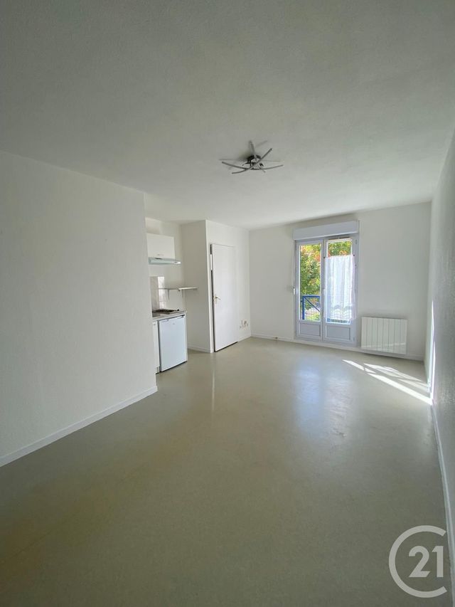 Appartement Studio à louer - 1 pièce - 24.0 m2 - 89 - BOURGOGNE - Century 21 Martinot Immobilier