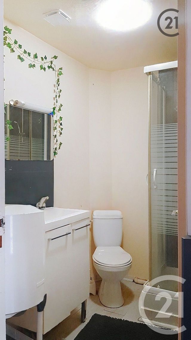 Appartement F2 à vendre - 2 pièces - 29.8 m2 - AUXERRE - 89 - BOURGOGNE - Century 21 Martinot Immobilier