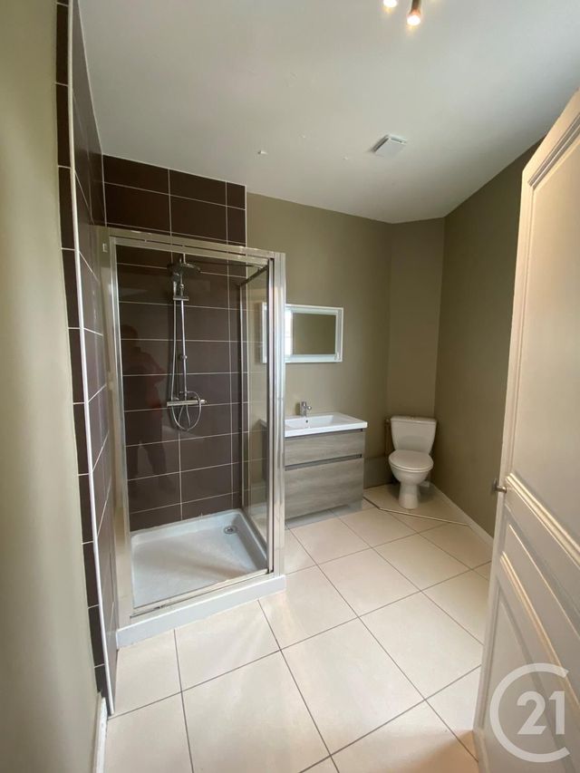 Appartement F2 à louer - 2 pièces - 50.0 m2 - AUXERRE - 89 - BOURGOGNE - Century 21 Martinot Immobilier