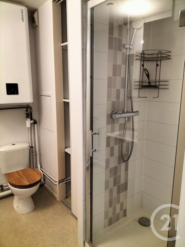 Appartement F2 à louer - 2 pièces - 42.0 m2 - AUXERRE - 89 - BOURGOGNE - Century 21 Martinot Immobilier