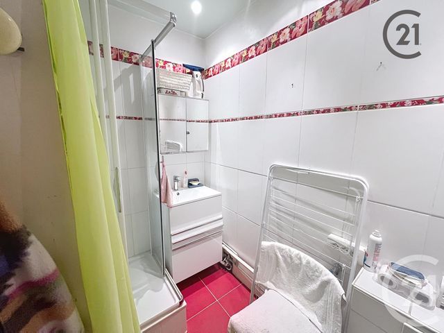 Appartement F1 à vendre - 2 pièces - 32.1 m2 - AUXERRE - 89 - BOURGOGNE - Century 21 Martinot Immobilier