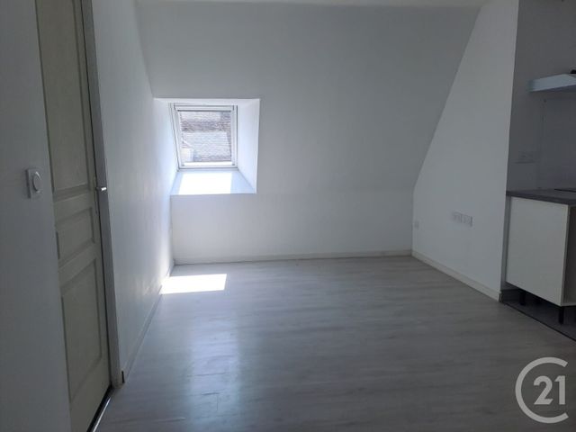 Appartement T2 à louer - 2 pièces - 44.0 m2 - SEIGNELAY - 89 - BOURGOGNE - Century 21 Martinot Immobilier
