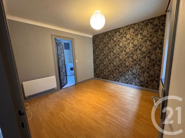 Appartement F2 à vendre - 2 pièces - 46.51 m2 - TOUCY - 89 - BOURGOGNE - Century 21 Martinot Immobilier