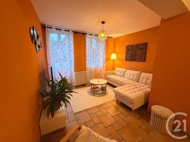 maison à louer - 5 pièces - 84.0 m2 - MONTHOLON - 89 - BOURGOGNE - Century 21 Martinot Immobilier