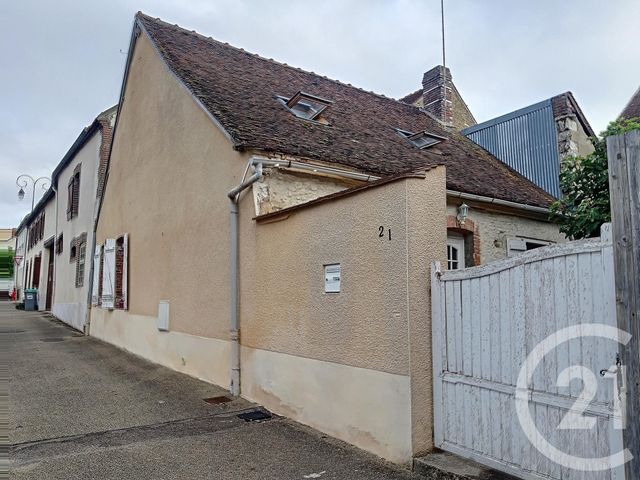 maison à louer - 5 pièces - 84.0 m2 - MONTHOLON - 89 - BOURGOGNE - Century 21 Martinot Immobilier