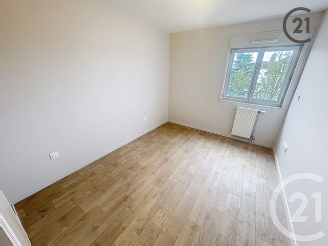 Appartement F3 à vendre - 3 pièces - 60.89 m2 - AUXERRE - 89 - BOURGOGNE - Century 21 Martinot Immobilier
