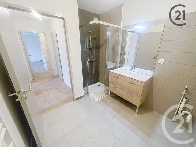 Appartement F3 à vendre - 3 pièces - 67.46 m2 - AUXERRE - 89 - BOURGOGNE - Century 21 Martinot Immobilier