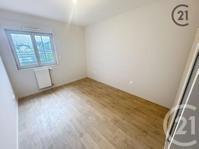 Appartement F3 à vendre - 3 pièces - 70.11 m2 - AUXERRE - 89 - BOURGOGNE - Century 21 Martinot Immobilier