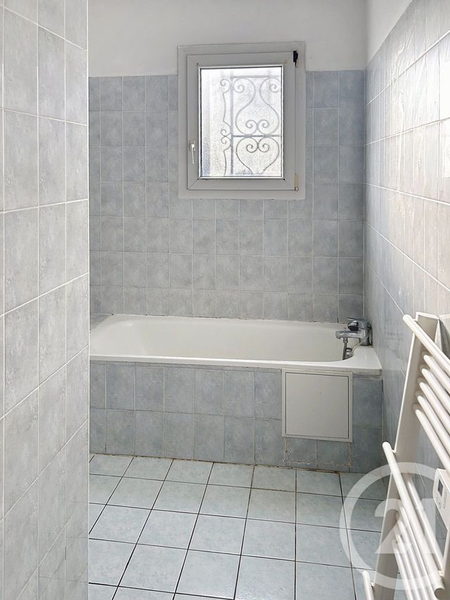 maison à vendre - 6 pièces - 111.79 m2 - CHEMILLY SUR YONNE - 89 - BOURGOGNE - Century 21 Martinot Immobilier