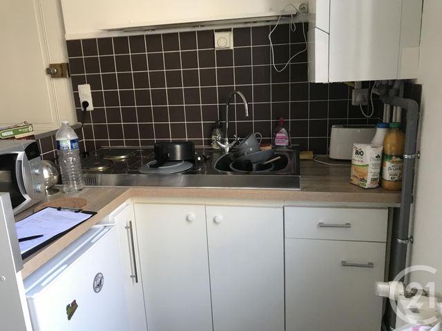 Appartement F2 à vendre - 2 pièces - 34.56 m2 - AUXERRE - 89 - BOURGOGNE - Century 21 Martinot Immobilier