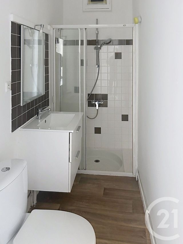 Appartement F2 à vendre - 2 pièces - 34.56 m2 - AUXERRE - 89 - BOURGOGNE - Century 21 Martinot Immobilier