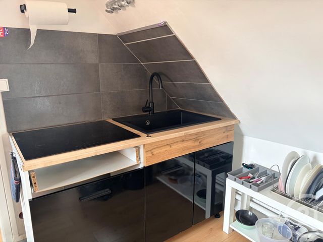 Appartement Studio à louer - 1 pièce - 12.71 m2 - AUXERRE - 89 - BOURGOGNE - Century 21 Martinot Immobilier