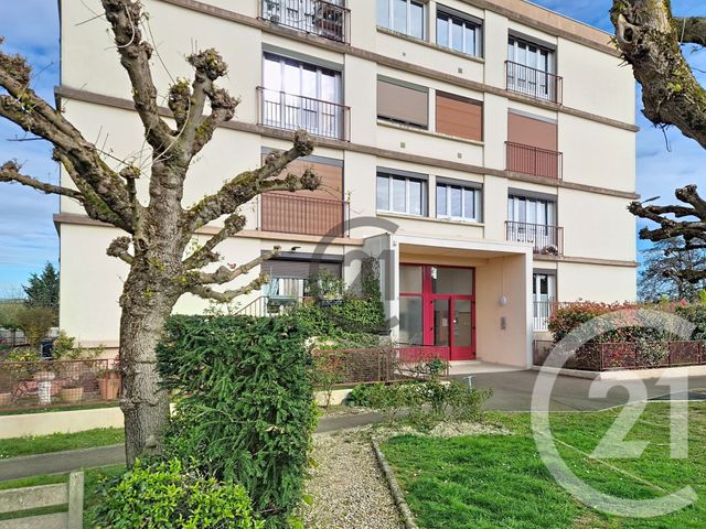 Appartement F5 à vendre - 5 pièces - 86.67 m2 - AUXERRE - 89 - BOURGOGNE - Century 21 Martinot Immobilier