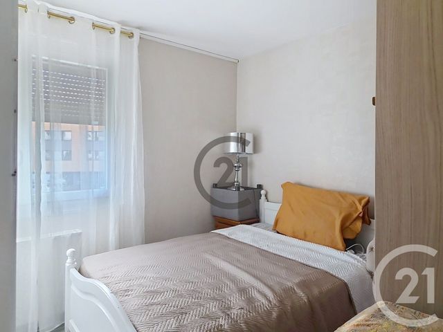 Appartement F5 à vendre - 5 pièces - 86.67 m2 - AUXERRE - 89 - BOURGOGNE - Century 21 Martinot Immobilier