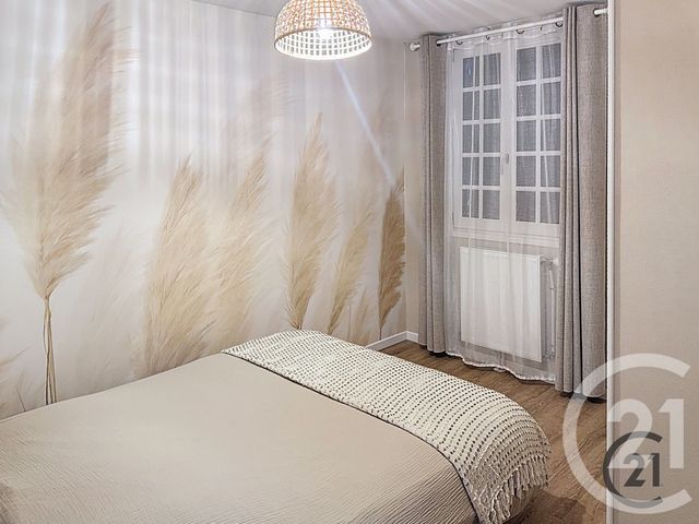 Appartement F3 à vendre - 3 pièces - 46.48 m2 - AUXERRE - 89 - BOURGOGNE - Century 21 Martinot Immobilier