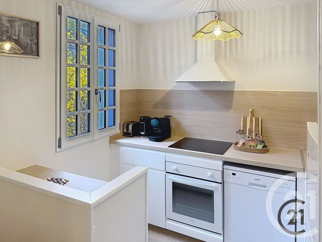 Appartement F3 à vendre - 3 pièces - 46.48 m2 - AUXERRE - 89 - BOURGOGNE - Century 21 Martinot Immobilier