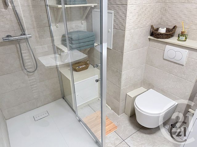 Appartement F3 à vendre - 3 pièces - 46.48 m2 - AUXERRE - 89 - BOURGOGNE - Century 21 Martinot Immobilier