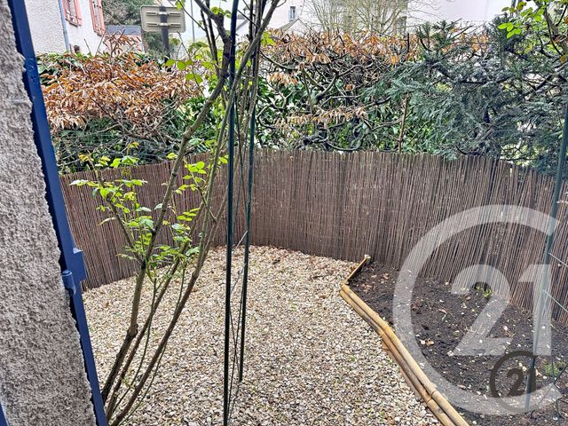 Appartement F3 à vendre - 3 pièces - 46.48 m2 - AUXERRE - 89 - BOURGOGNE - Century 21 Martinot Immobilier