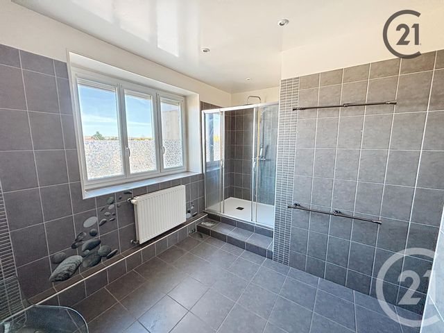 Appartement F4 à vendre - 4 pièces - 125.0 m2 - AUXERRE - 89 - BOURGOGNE - Century 21 Martinot Immobilier