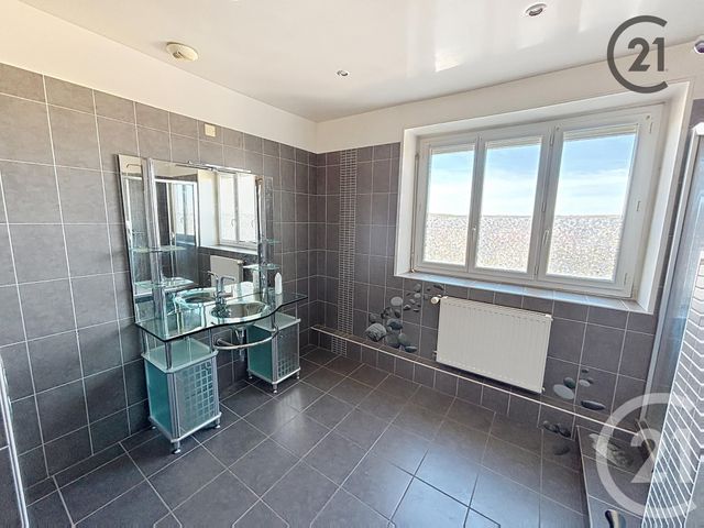 Appartement F4 à vendre - 4 pièces - 125.0 m2 - AUXERRE - 89 - BOURGOGNE - Century 21 Martinot Immobilier