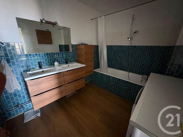 Appartement T3 à louer - 3 pièces - 77.0 m2 - AUXERRE - 89 - BOURGOGNE - Century 21 Martinot Immobilier
