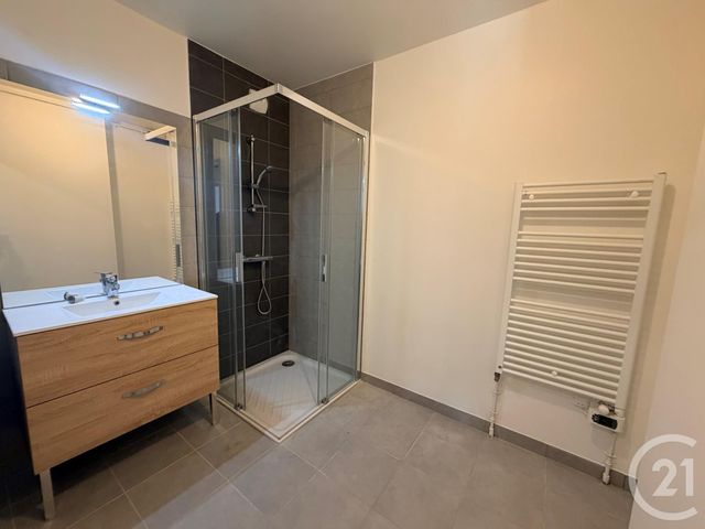 Appartement F4 à louer - 4 pièces - 87.0 m2 - AUXERRE - 89 - BOURGOGNE - Century 21 Martinot Immobilier