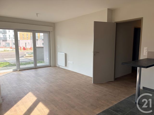 Appartement F3 à louer - 3 pièces - 88.0 m2 - AUXERRE - 89 - BOURGOGNE - Century 21 Martinot Immobilier