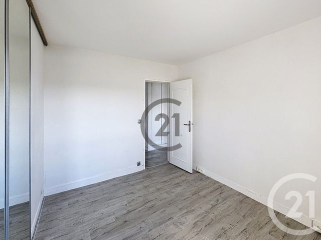 Appartement F3 à vendre - 3 pièces - 87.89 m2 - AUXERRE - 89 - BOURGOGNE - Century 21 Martinot Immobilier