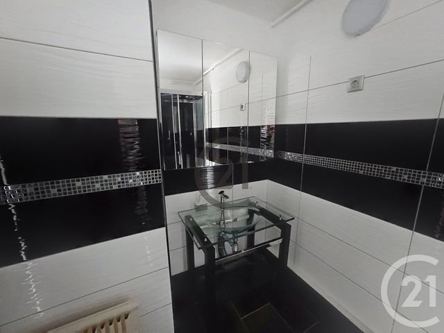 Appartement F3 à vendre - 3 pièces - 87.89 m2 - 89 - BOURGOGNE - Century 21 Martinot Immobilier