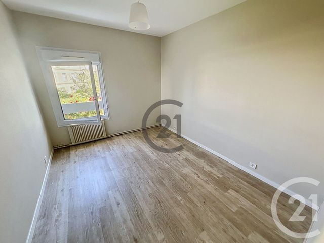 Appartement F3 à vendre - 3 pièces - 70.26 m2 - AUXERRE - 89 - BOURGOGNE - Century 21 Martinot Immobilier