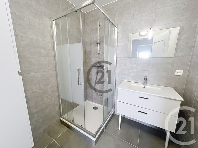 Appartement F3 à vendre - 3 pièces - 70.26 m2 - AUXERRE - 89 - BOURGOGNE - Century 21 Martinot Immobilier