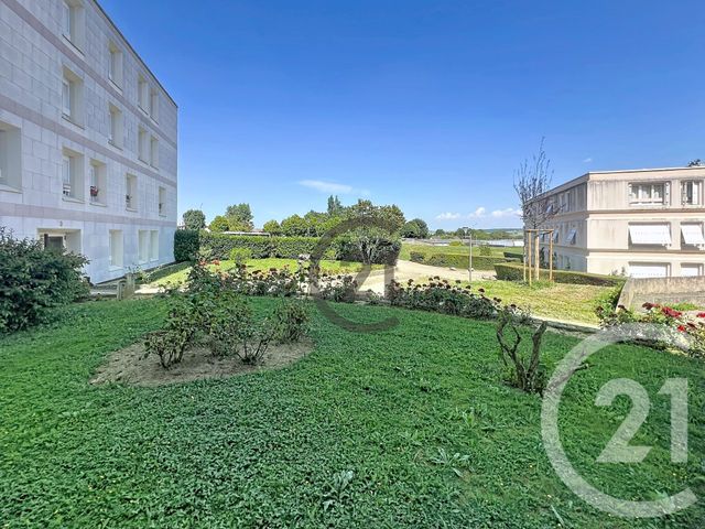Appartement F3 à vendre - 3 pièces - 70.26 m2 - AUXERRE - 89 - BOURGOGNE - Century 21 Martinot Immobilier