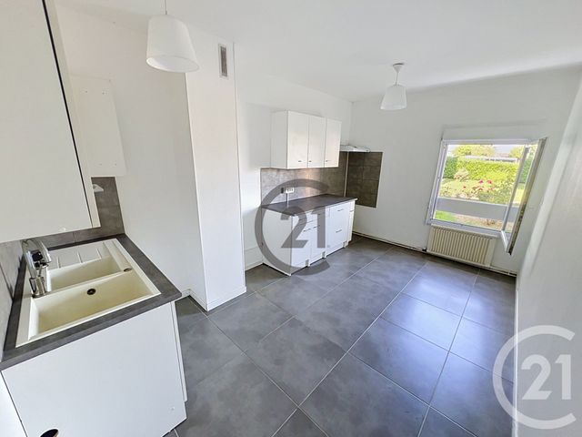 Appartement F3 à vendre - 3 pièces - 70.26 m2 - AUXERRE - 89 - BOURGOGNE - Century 21 Martinot Immobilier