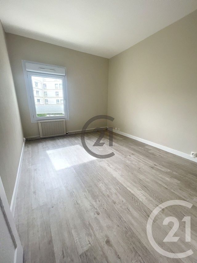 Appartement F3 à vendre - 3 pièces - 70.26 m2 - AUXERRE - 89 - BOURGOGNE - Century 21 Martinot Immobilier