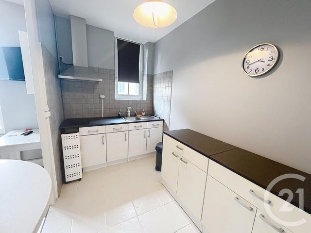 Appartement T2 à louer - 2 pièces - 34.0 m2 - AUXERRE - 89 - BOURGOGNE - Century 21 Martinot Immobilier