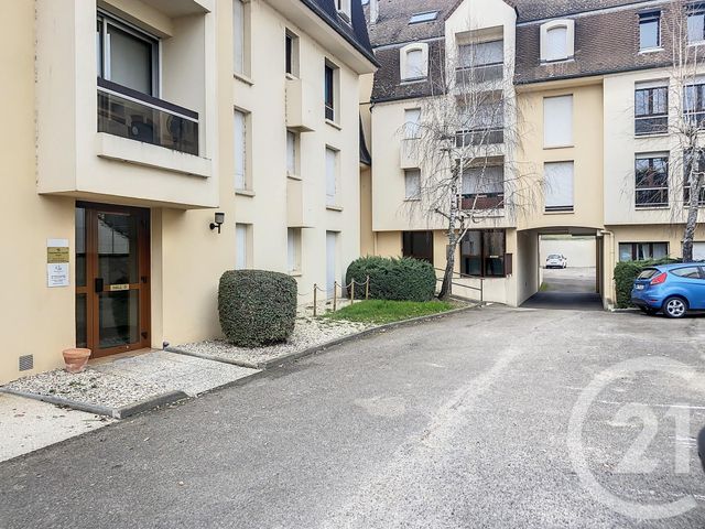Appartement F2 à louer - 2 pièces - 45.0 m2 - AUXERRE - 89 - BOURGOGNE - Century 21 Martinot Immobilier